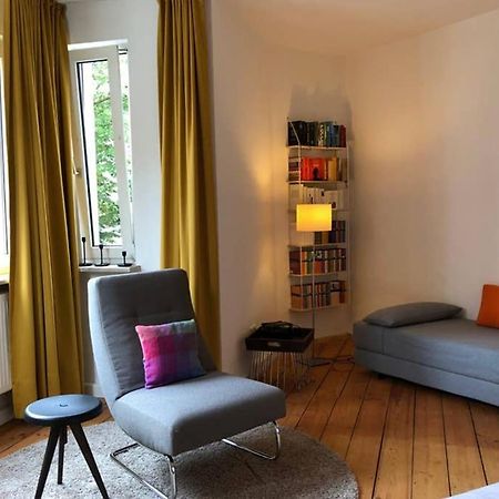 Charmant Leben Im Textilviertel - Stilvolle Wohnung - Zentral Und Ruhig Augsburg Luaran gambar