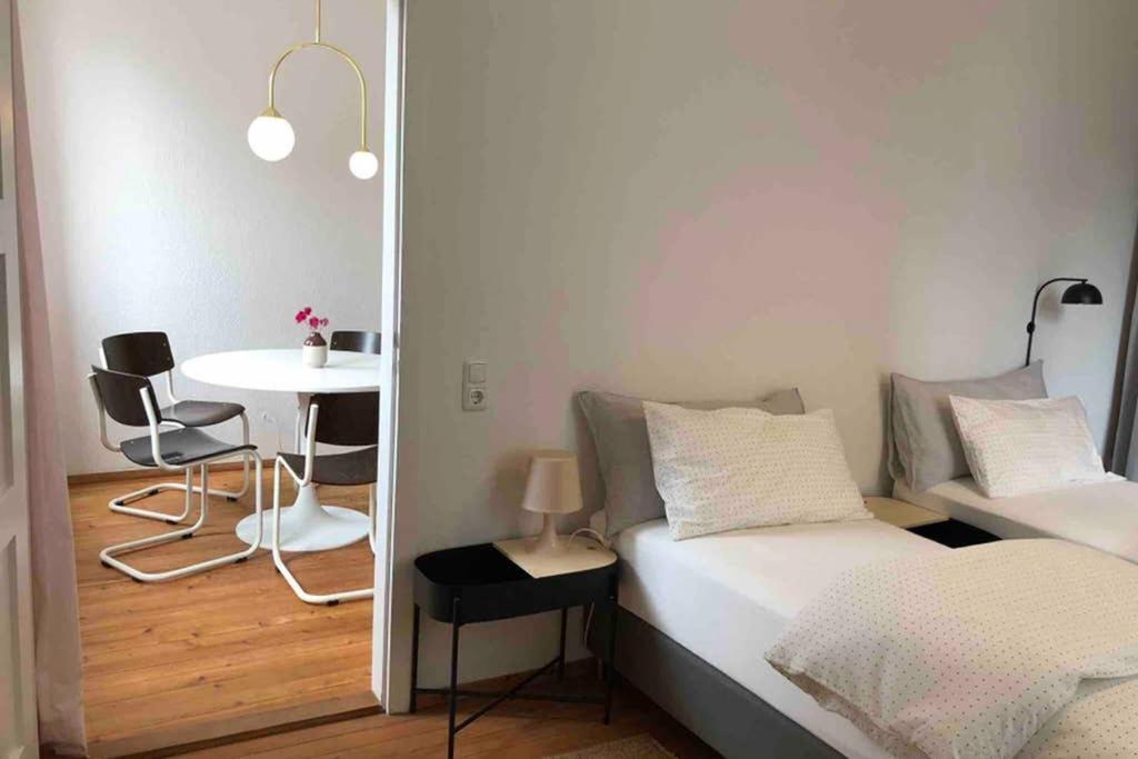 Charmant Leben Im Textilviertel - Stilvolle Wohnung - Zentral Und Ruhig Augsburg Luaran gambar